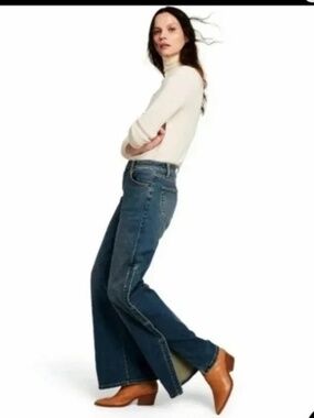 NILI LOTAN X TARGET mid rise flare leg jeans -  Sz 6